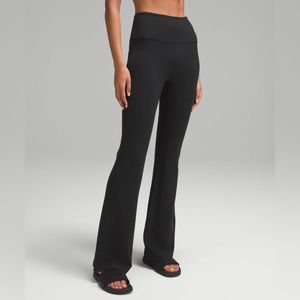 Lululemon Groove Pant SHR Flare Pant Nulu